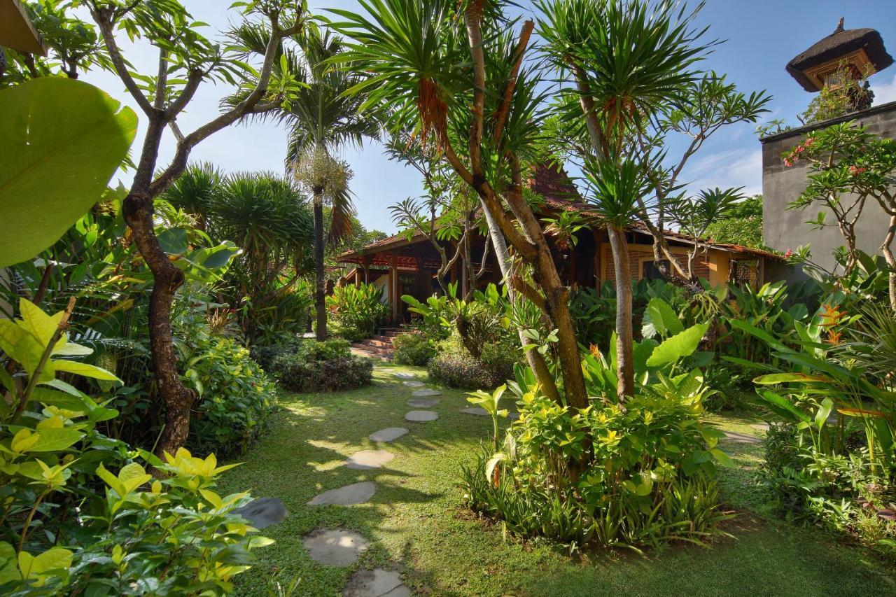 Mahe Garden Inn And Villas By Kamara Kuta Lombok Esterno foto