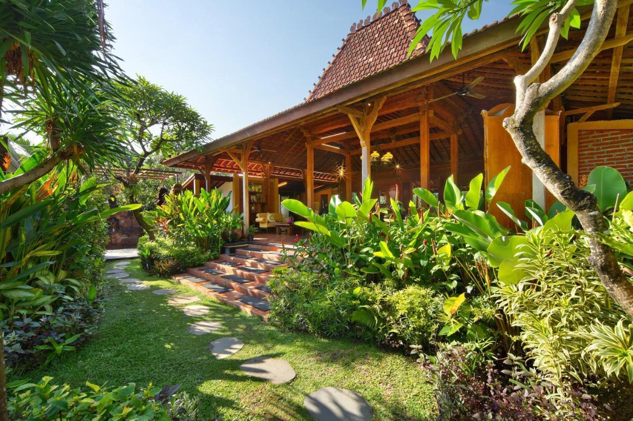 Mahe Garden Inn And Villas By Kamara Kuta Lombok Esterno foto